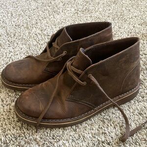 Clark’s women’s 9.5 brown leather